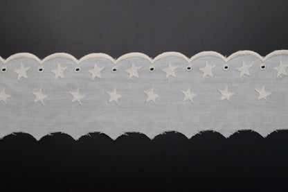 Tira Bordada Beige con estrellas